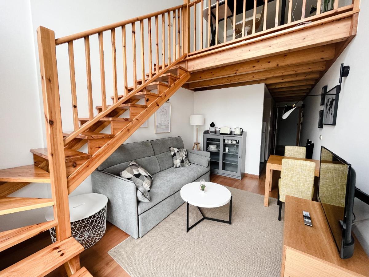 Apartamentos Ciudad Santiago Сантьяго-де-Компостела Екстер'єр фото