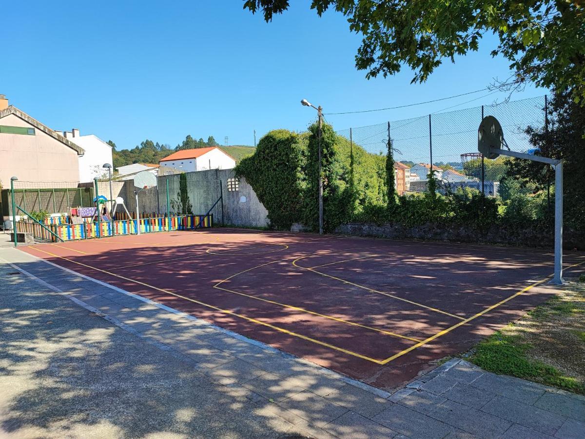 Apartamentos Ciudad Santiago Сантьяго-де-Компостела Екстер'єр фото