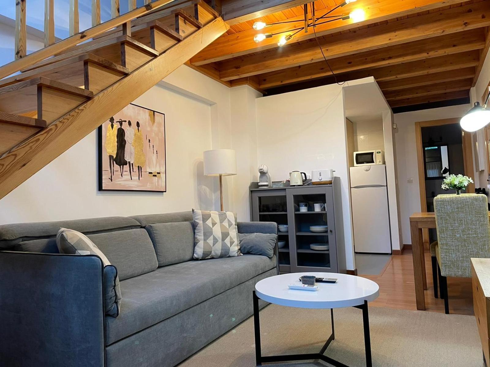 Apartamentos Ciudad Santiago Сантьяго-де-Компостела Екстер'єр фото