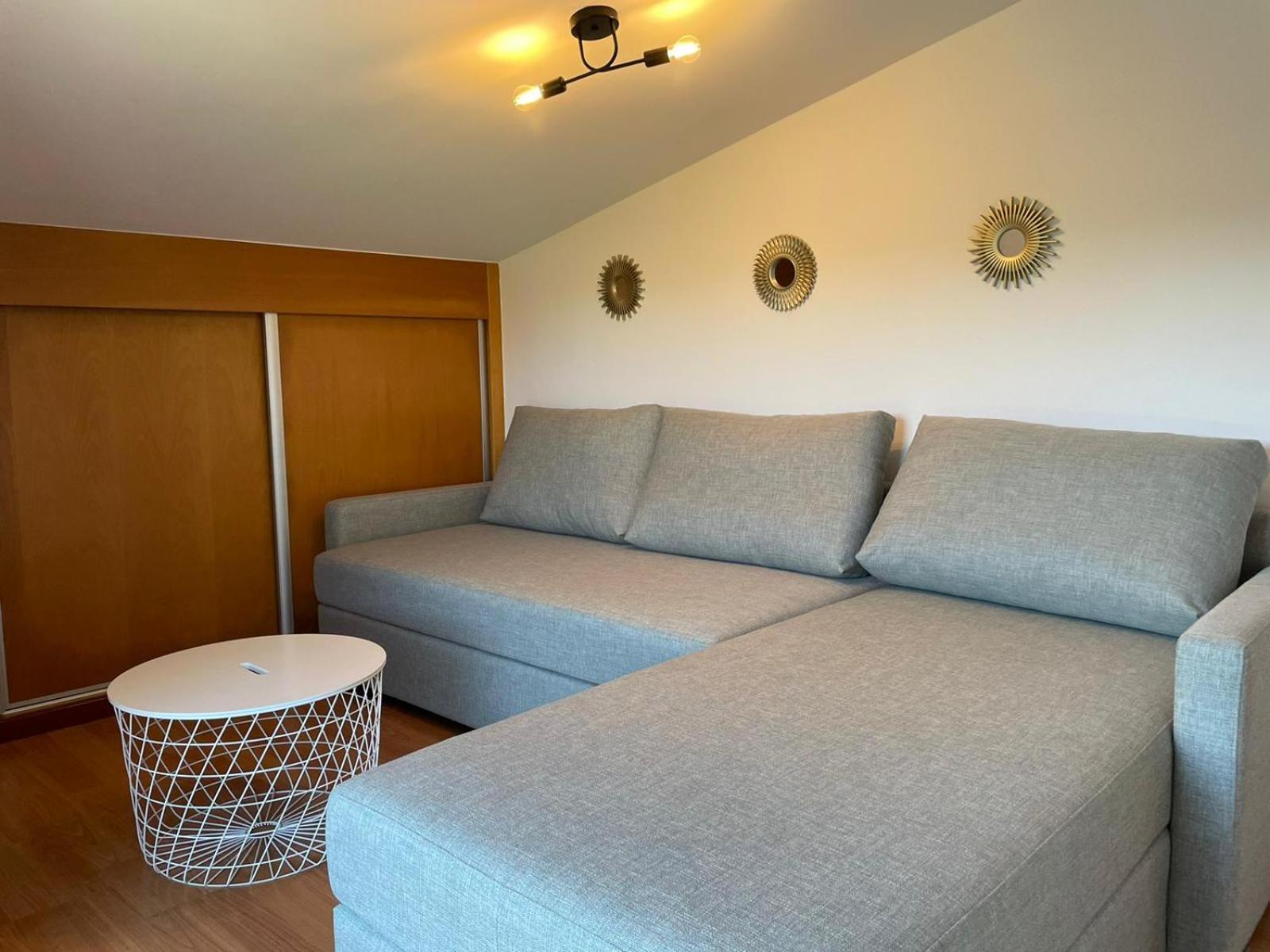 Apartamentos Ciudad Santiago Сантьяго-де-Компостела Номер фото